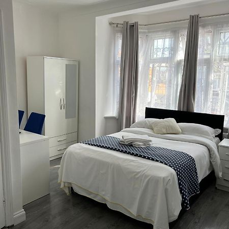 Starlet Property Wanstead Bagian luar foto