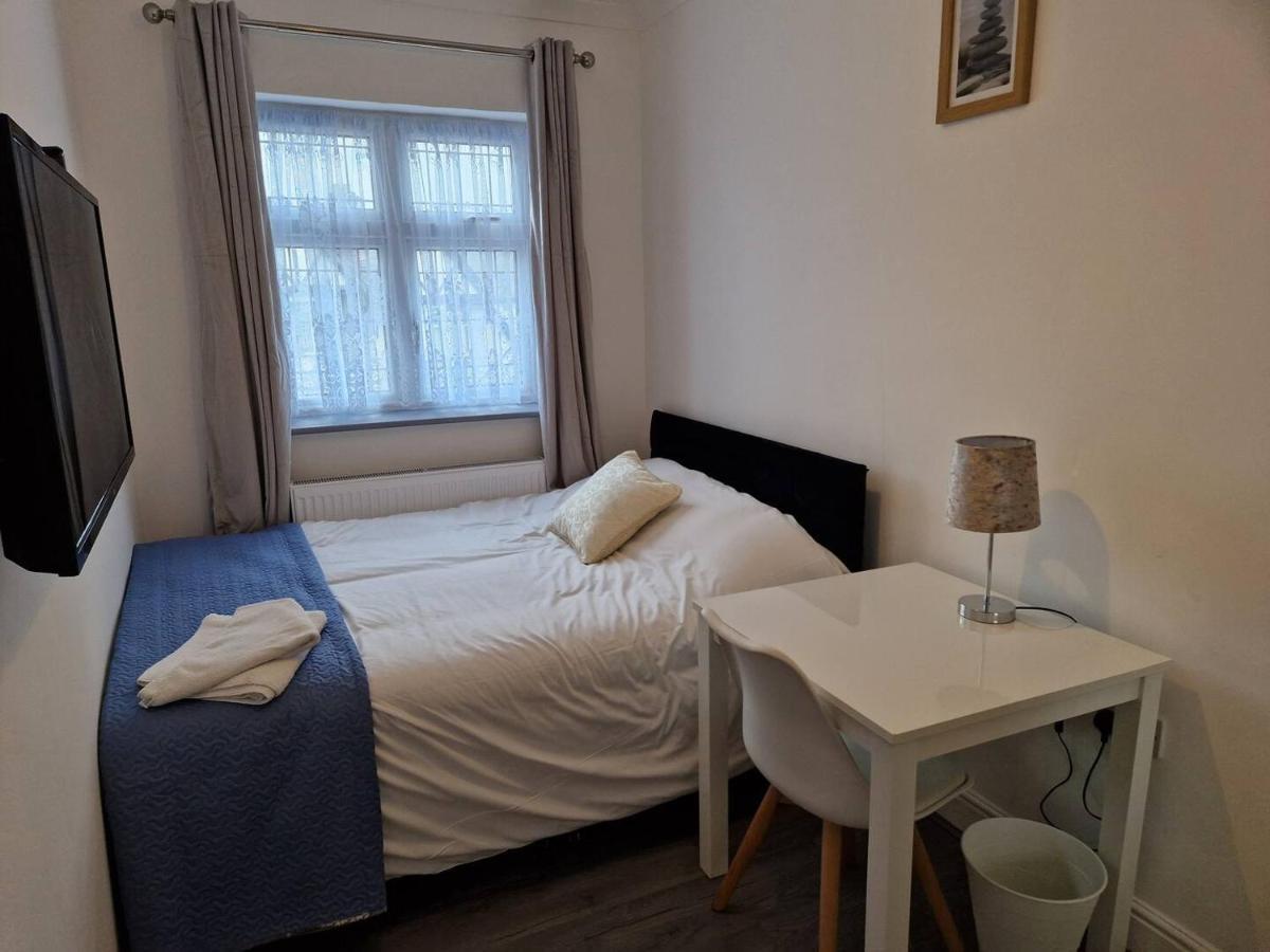 Starlet Property Wanstead Bagian luar foto