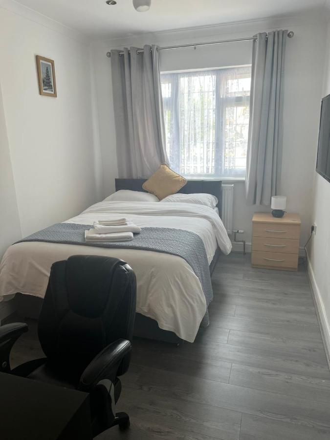 Starlet Property Wanstead Bagian luar foto
