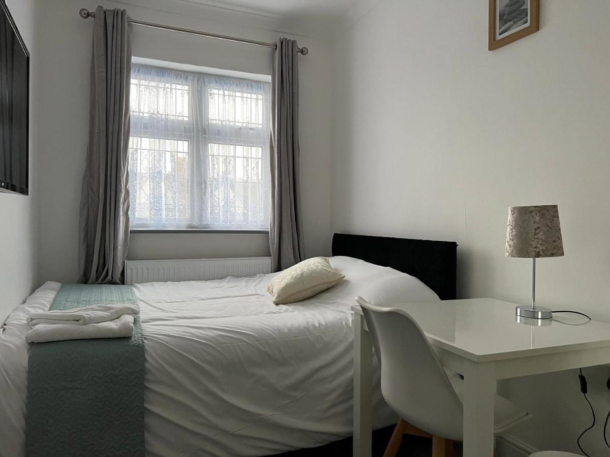 Starlet Property Wanstead Bagian luar foto