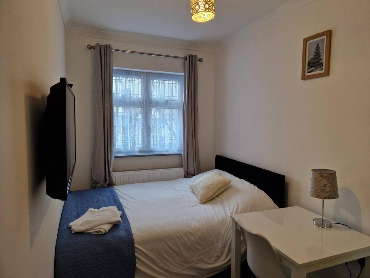 Starlet Property Wanstead Bagian luar foto