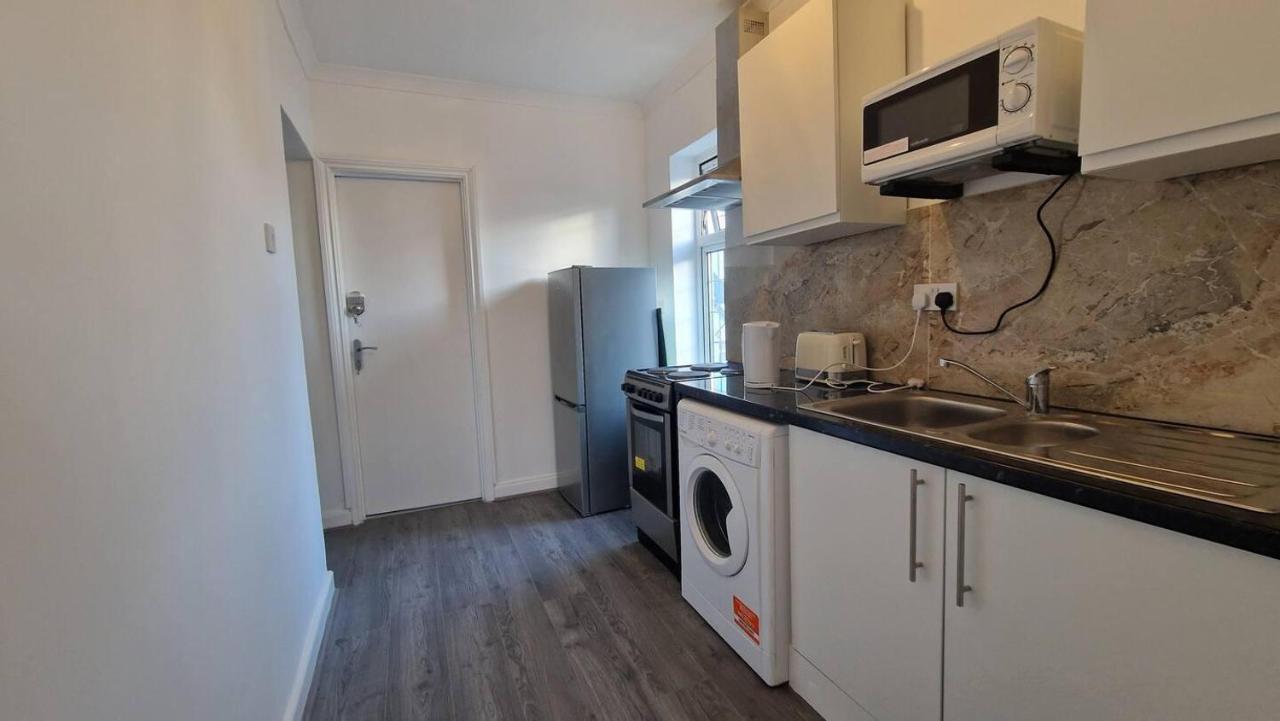 Starlet Property Wanstead Bagian luar foto