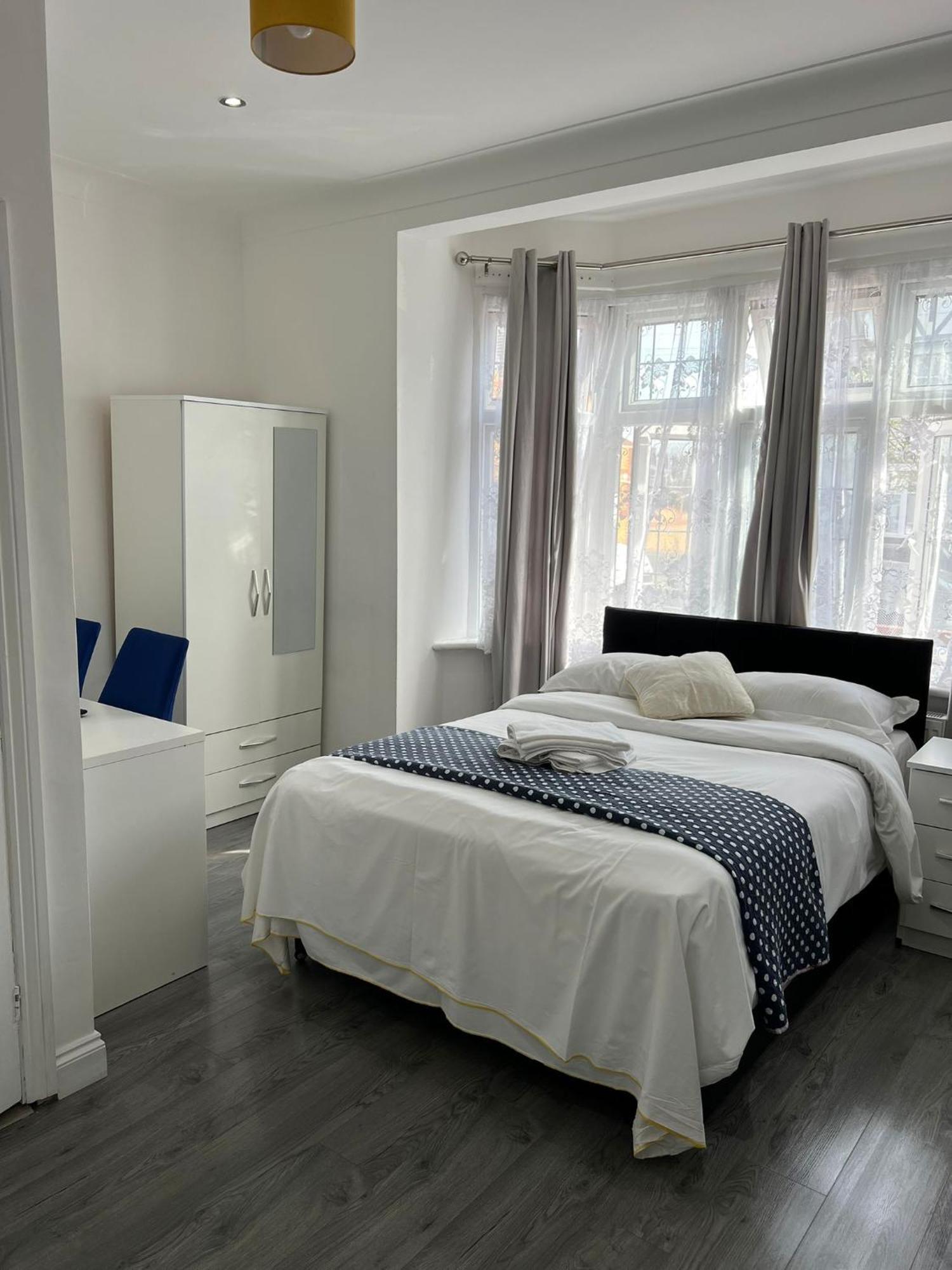 Starlet Property Wanstead Bagian luar foto